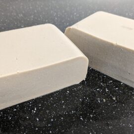 Neue Entwicklung: Allergenfreie, vegane Proteinbasis als Tofu-Alternative (AveGru) Neue Entwicklung: Allergenfreie, vegane Proteinbasis als Tofu-Alternative (AveGru)