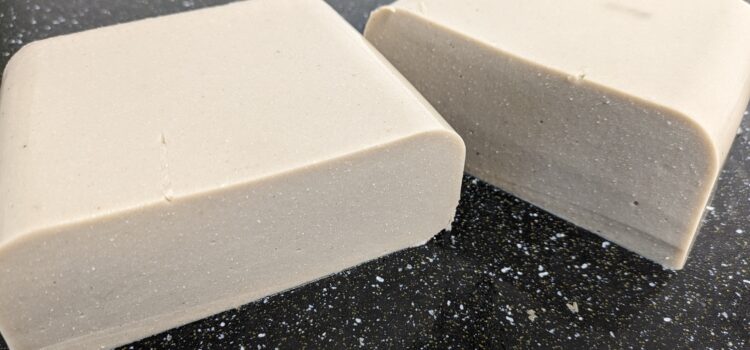 Neue Entwicklung: Allergenfreie, vegane Proteinbasis als Tofu-Alternative (AveGru)